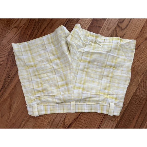 Nike Yellow White Belted Womens Golf Shorts 10  Checkered - Picture 6 of 7